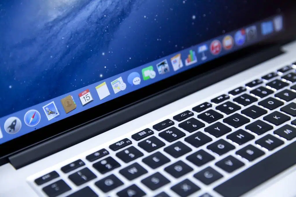 Mac Book, accessoires PC portables, informatique